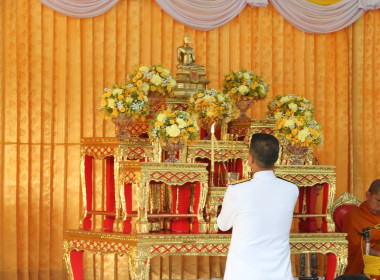 ร่วมพิธีทำบุญตักบาตรข้าวสารอาหารแห้งแด่พระภิกษุสงฆ์ ... พารามิเตอร์รูปภาพ 2