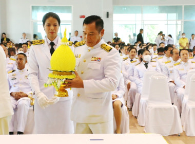 ร่วมพิธีทำบุญตักบาตรข้าวสารอาหารแห้งแด่พระภิกษุสงฆ์ ... พารามิเตอร์รูปภาพ 16