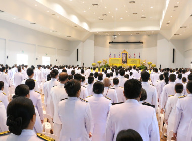 ร่วมพิธีทำบุญตักบาตรข้าวสารอาหารแห้งแด่พระภิกษุสงฆ์ ... พารามิเตอร์รูปภาพ 20