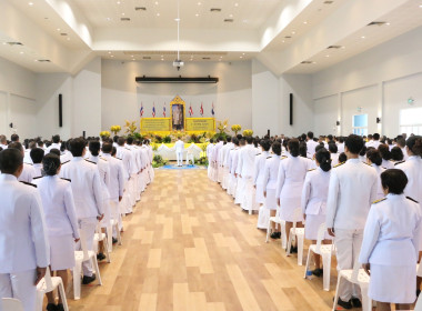 ร่วมพิธีทำบุญตักบาตรข้าวสารอาหารแห้งแด่พระภิกษุสงฆ์ ... พารามิเตอร์รูปภาพ 21